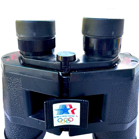 LA Olympics 1984 Souvenir Bushnell Medalist 84 7x35 Binoculars w/Lens Caps EUC - Picture 2 of 5
